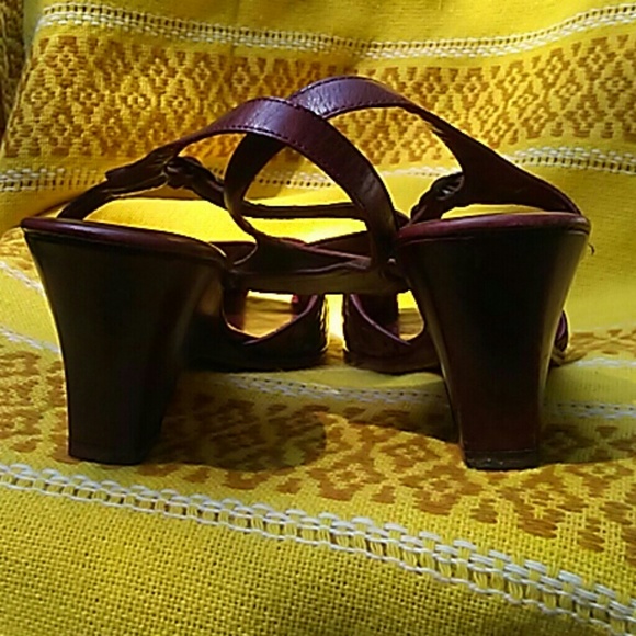 Peep toe wedges. EARLY Etienne Aigner. - Picture 4 of 4